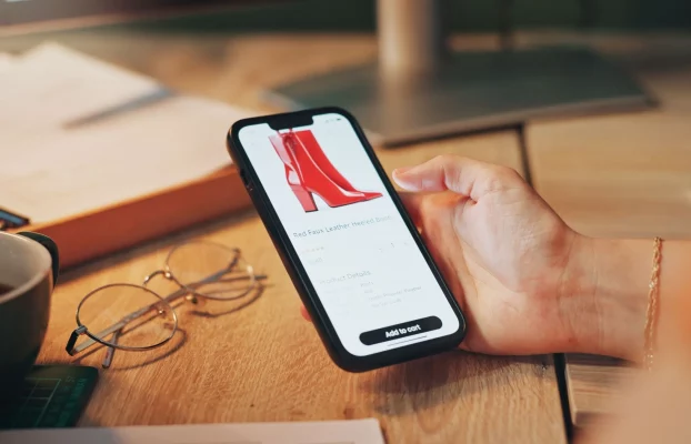 E-Commerce Considerations of Luxury Brands