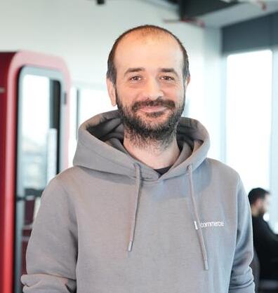 Emir Ersöz 