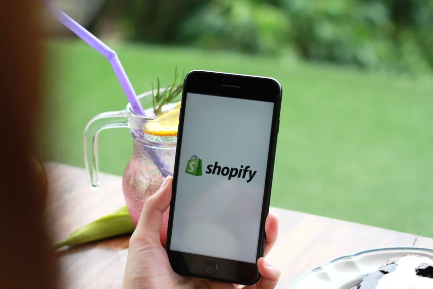 Shopify e-ticaret platformu